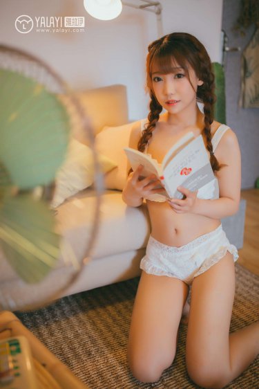 女邻居的大乳